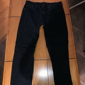 All Black Levi’s jeans